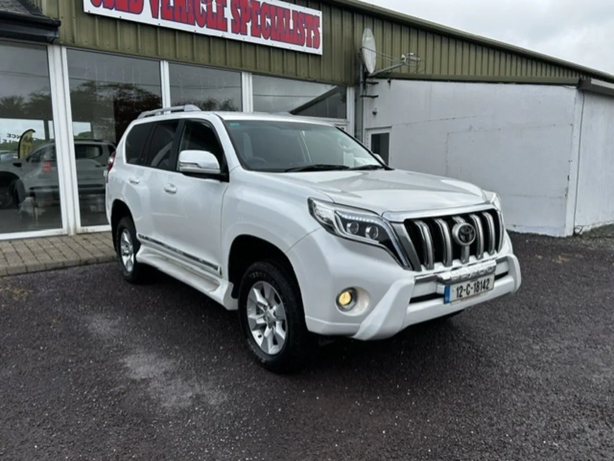 Toyota PRADO Land Cruiser 2012 - Image 1