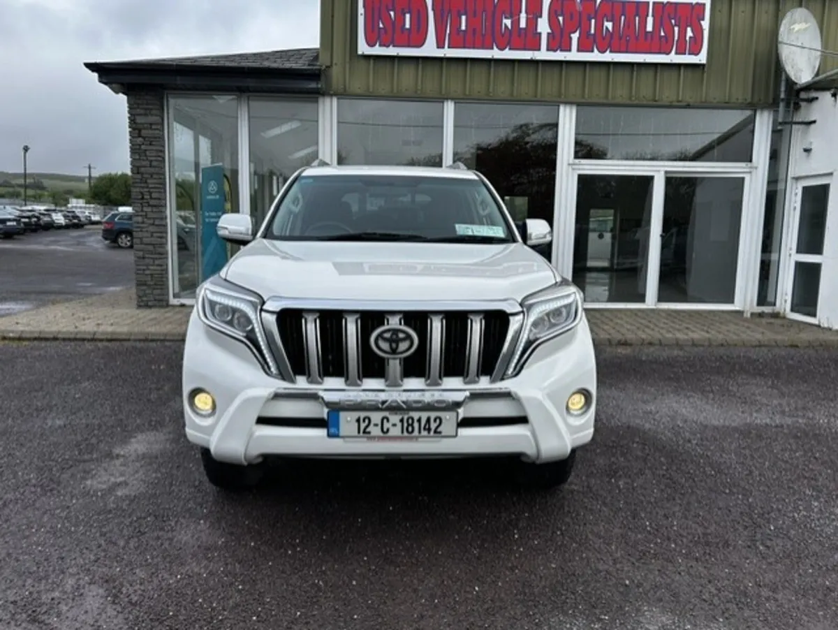 Toyota PRADO Land Cruiser 2012 - Image 3