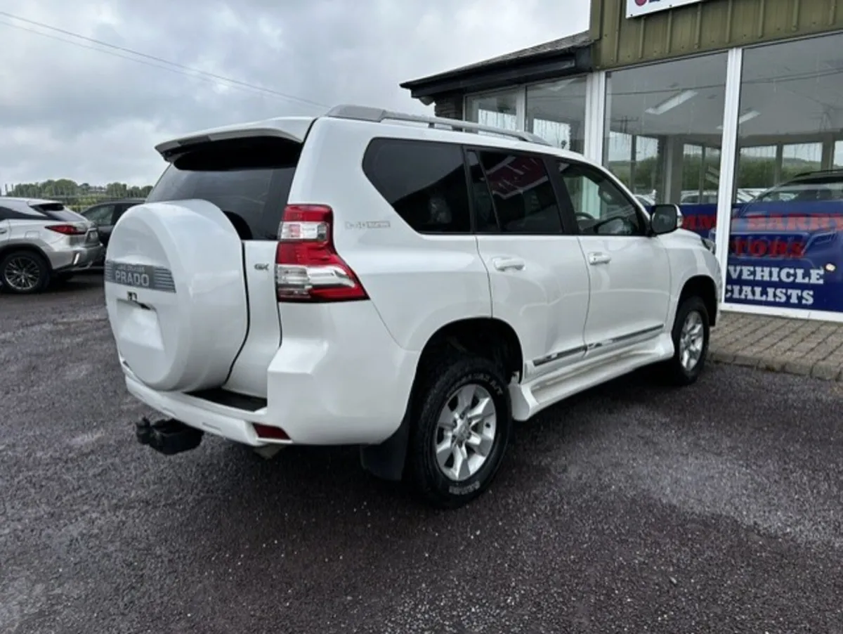 Toyota PRADO Land Cruiser 2012 - Image 4