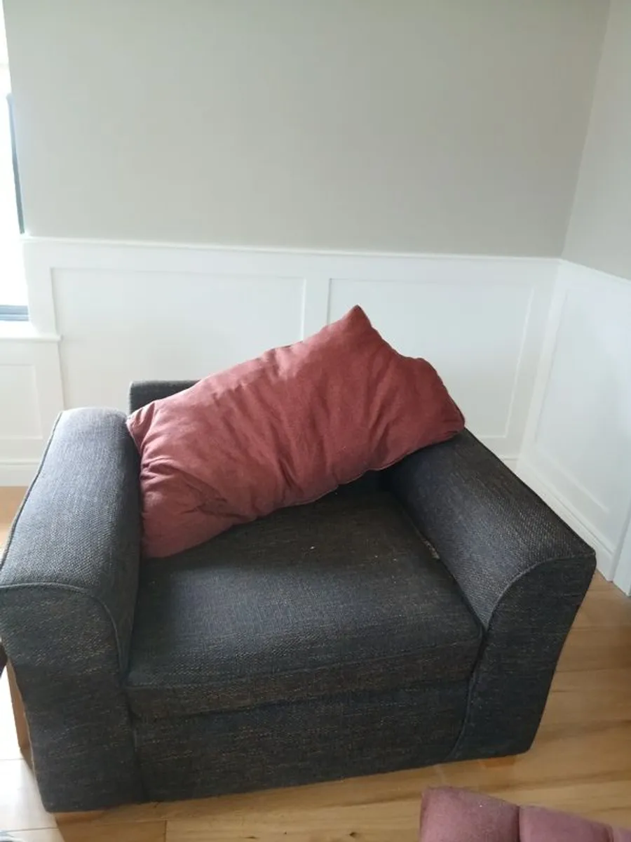 Corner sofa. Armchair and footstool - Image 2