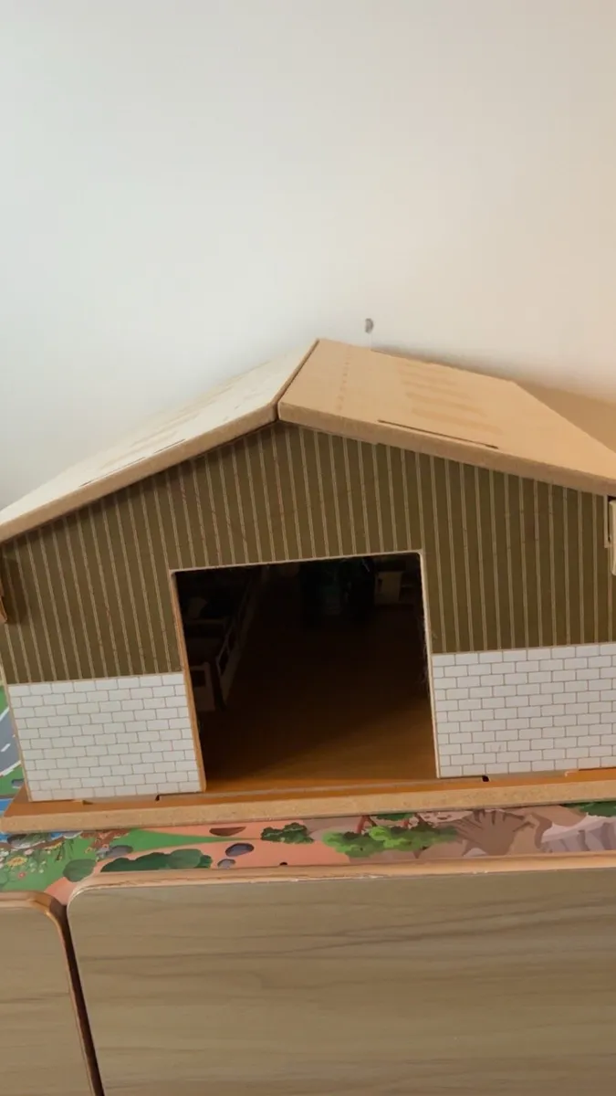 Farm shed for kids - Image 1
