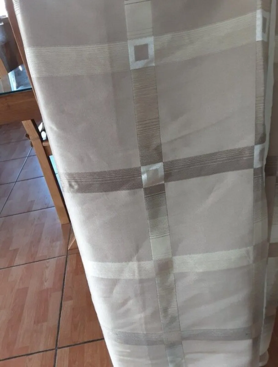 90x90 Beautiful Gold Curtains
