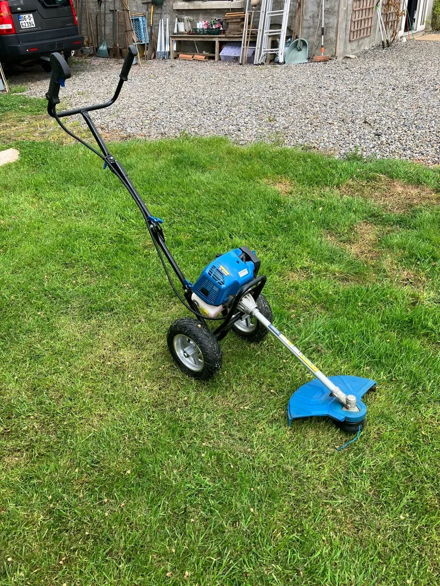 Lawnmower - Image 2