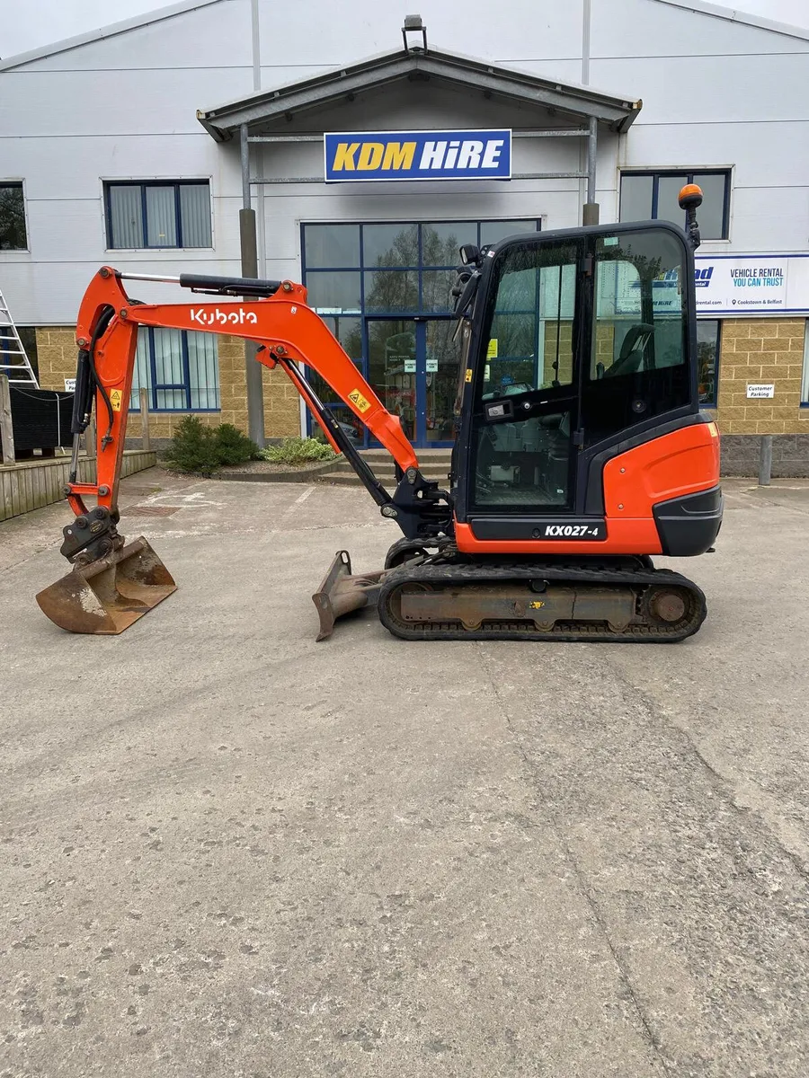 2019 KUBOTA KX027-4 2.7T EXCAVATOR C/W QUICK HITCH - Image 1