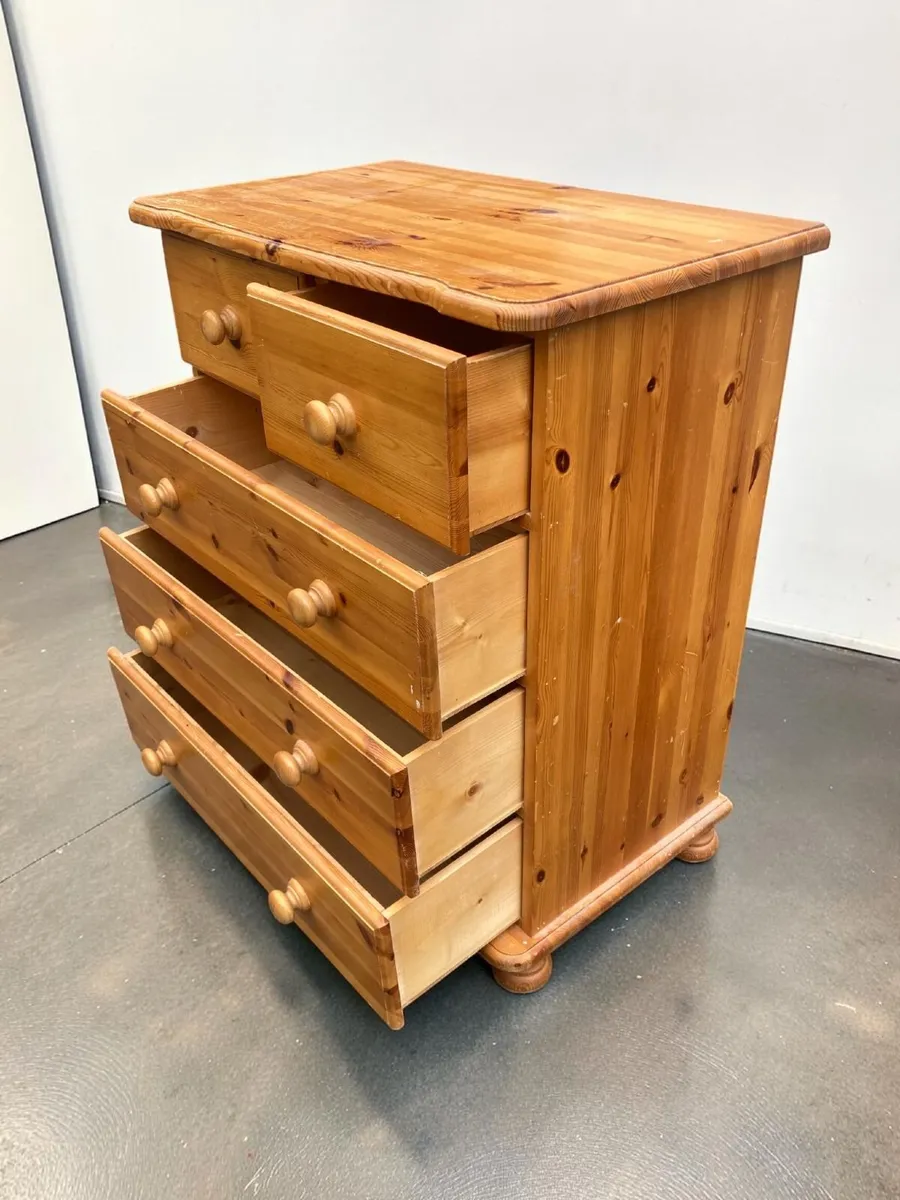 Chest of Drawers - Pine - Image 4