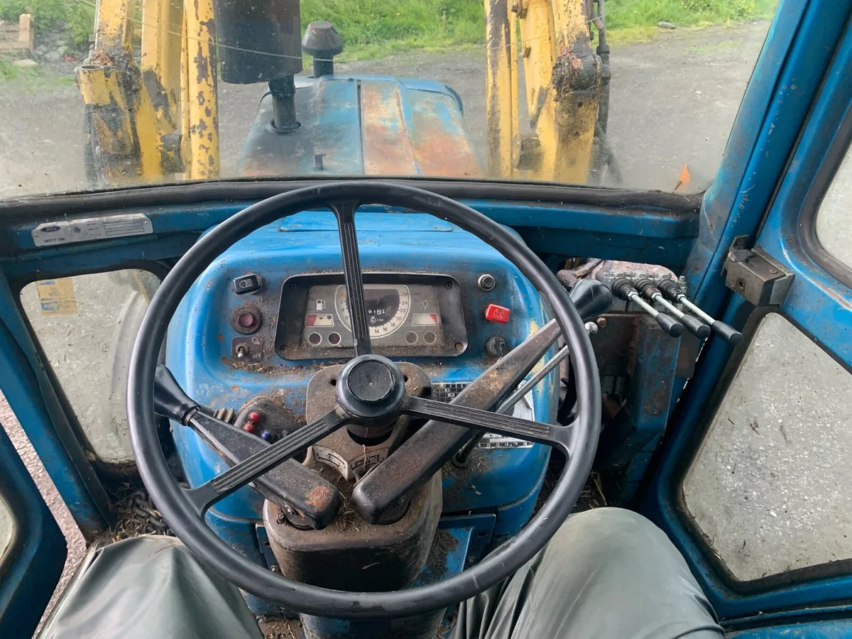 Tractor - Image 4