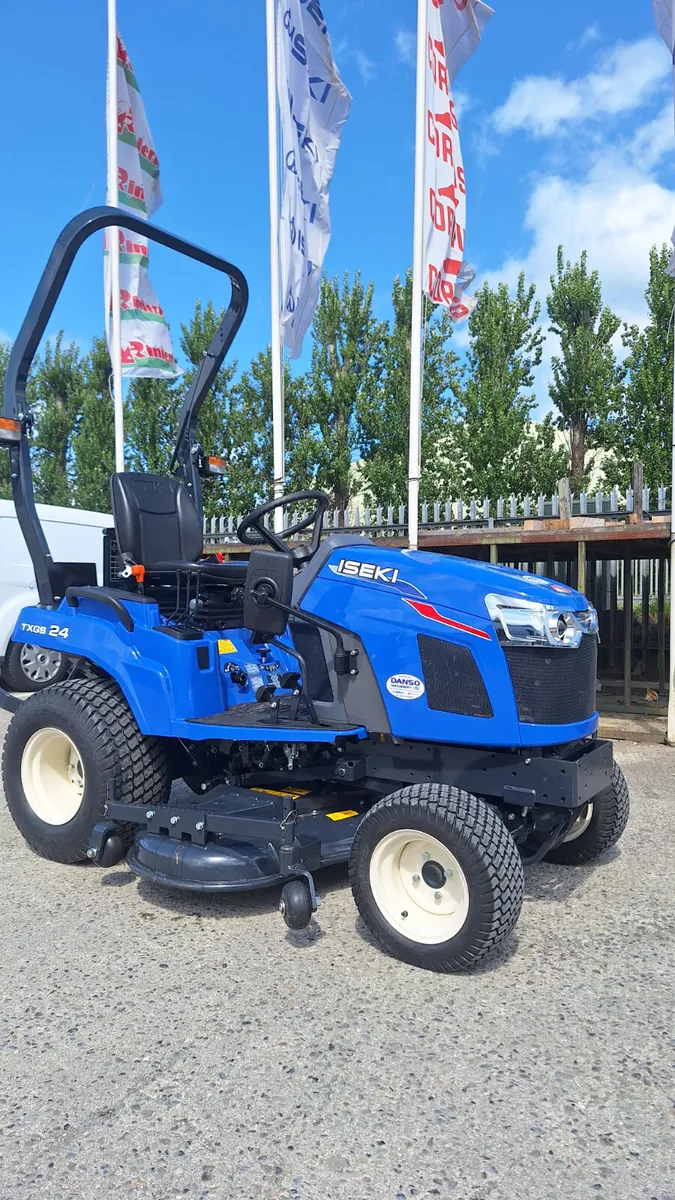 Demo Iseki TXGS24 compact tractor & deck - Image 1