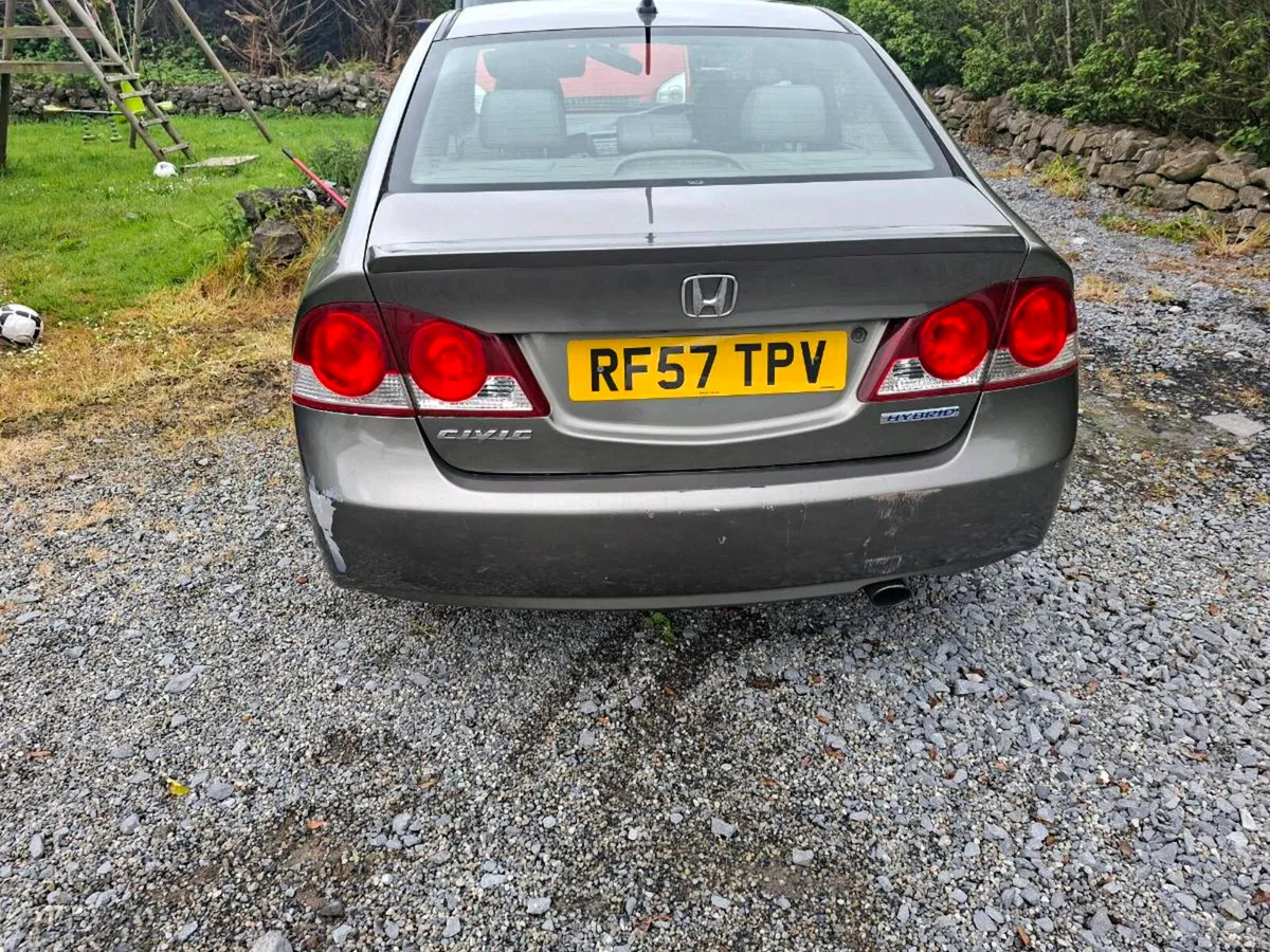 Honda civic - Image 4