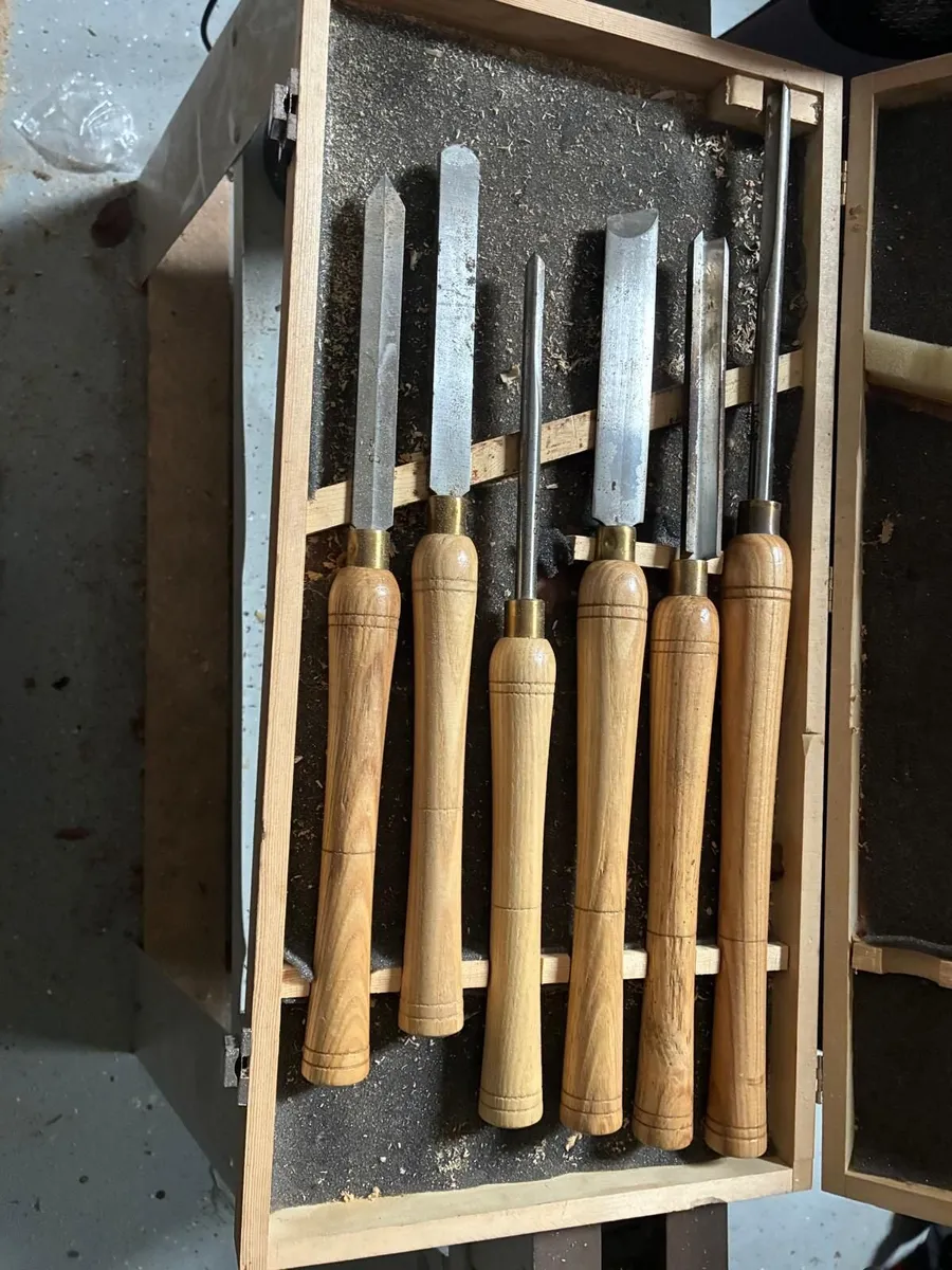 Wood turning lathe for sale - Image 3