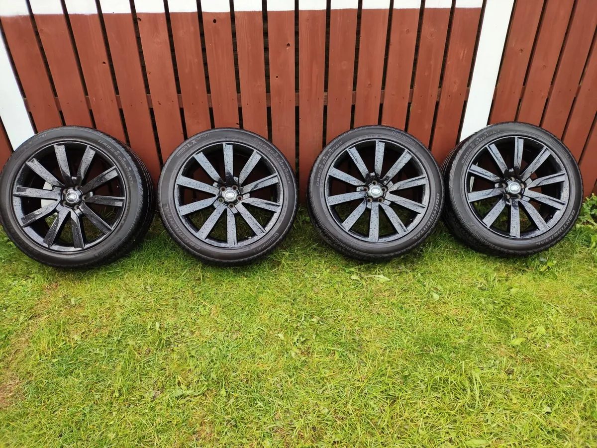 Genuine 21" range rover/land rover Gloss Black - Image 1