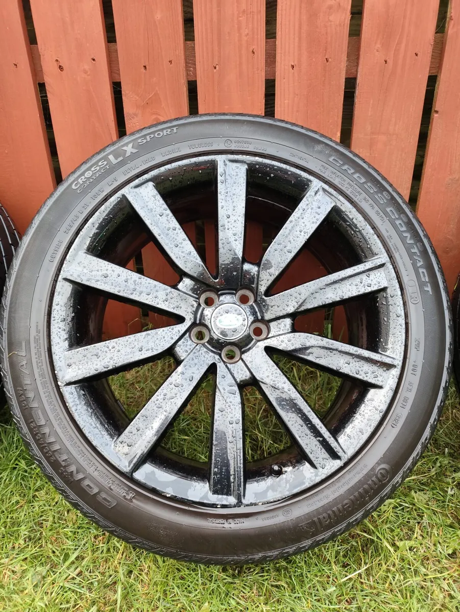 Genuine 21" range rover/land rover Gloss Black - Image 2