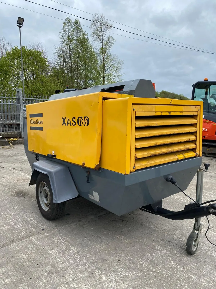 2014 ATLAS COPCO XAS186 400CFM COMPRESSOR - Image 4