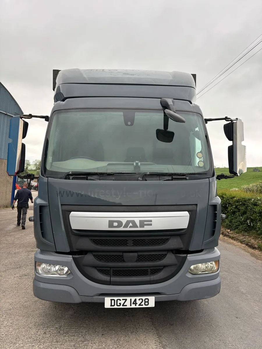 2017 Daf LF 180 4x2 14 Tonne Box Van - Image 2