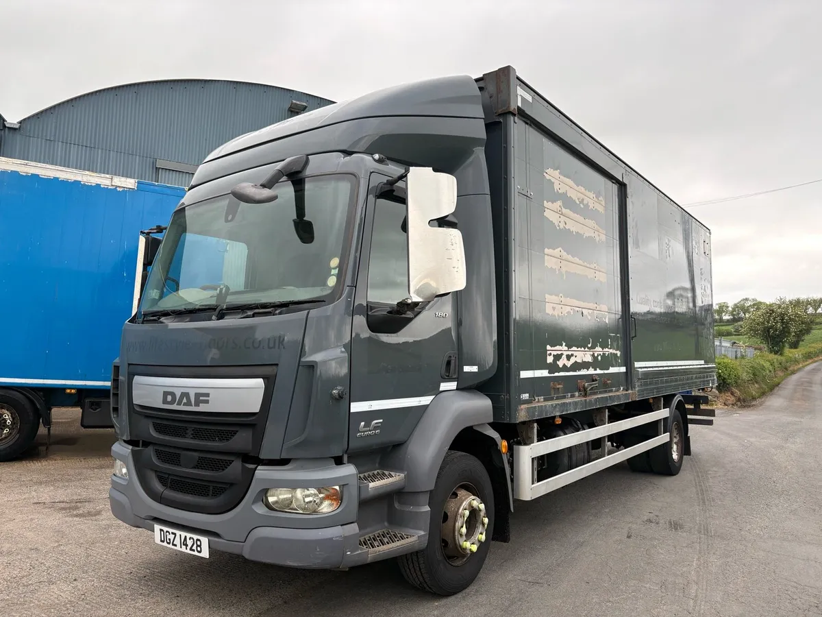 2017 Daf LF 180 4x2 14 Tonne Box Van - Image 3