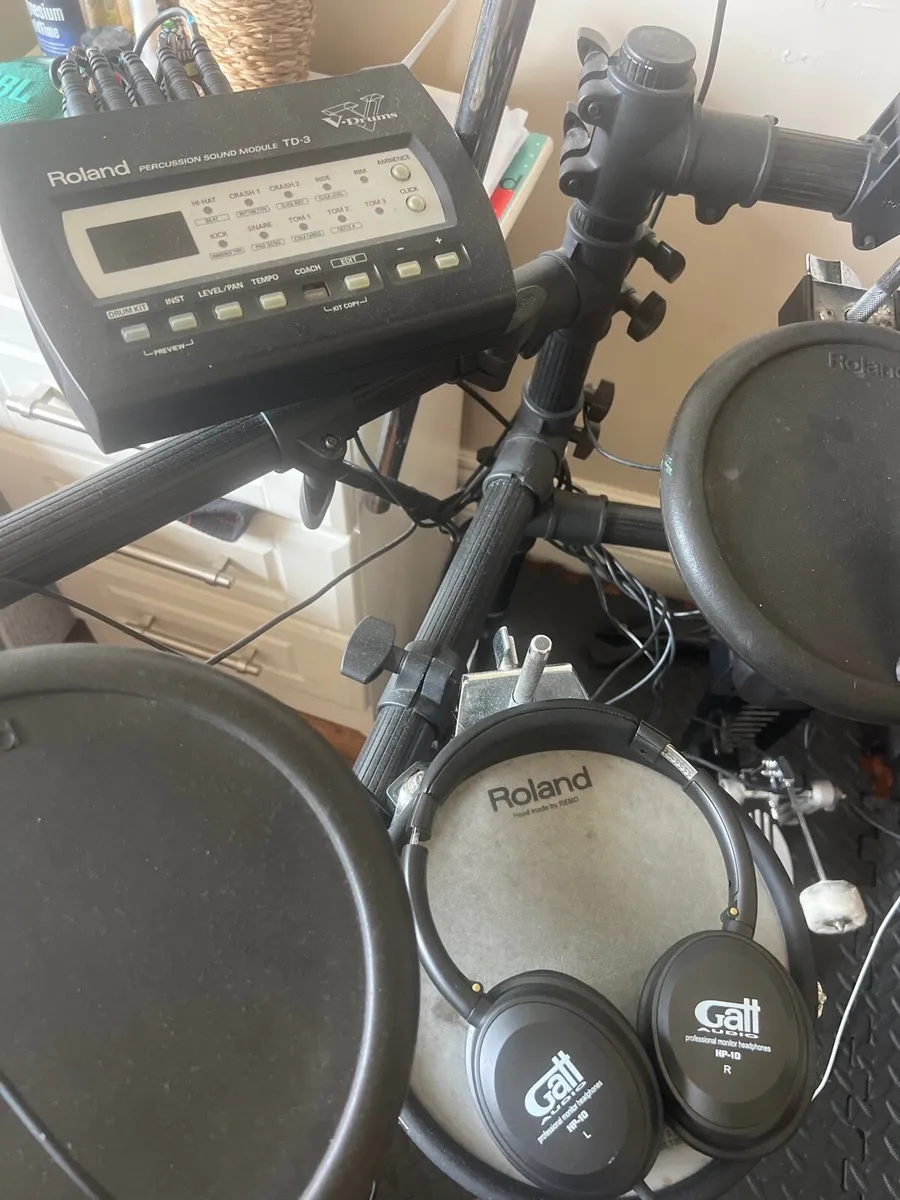Electric drumkit Rolan TD-3 - Image 2