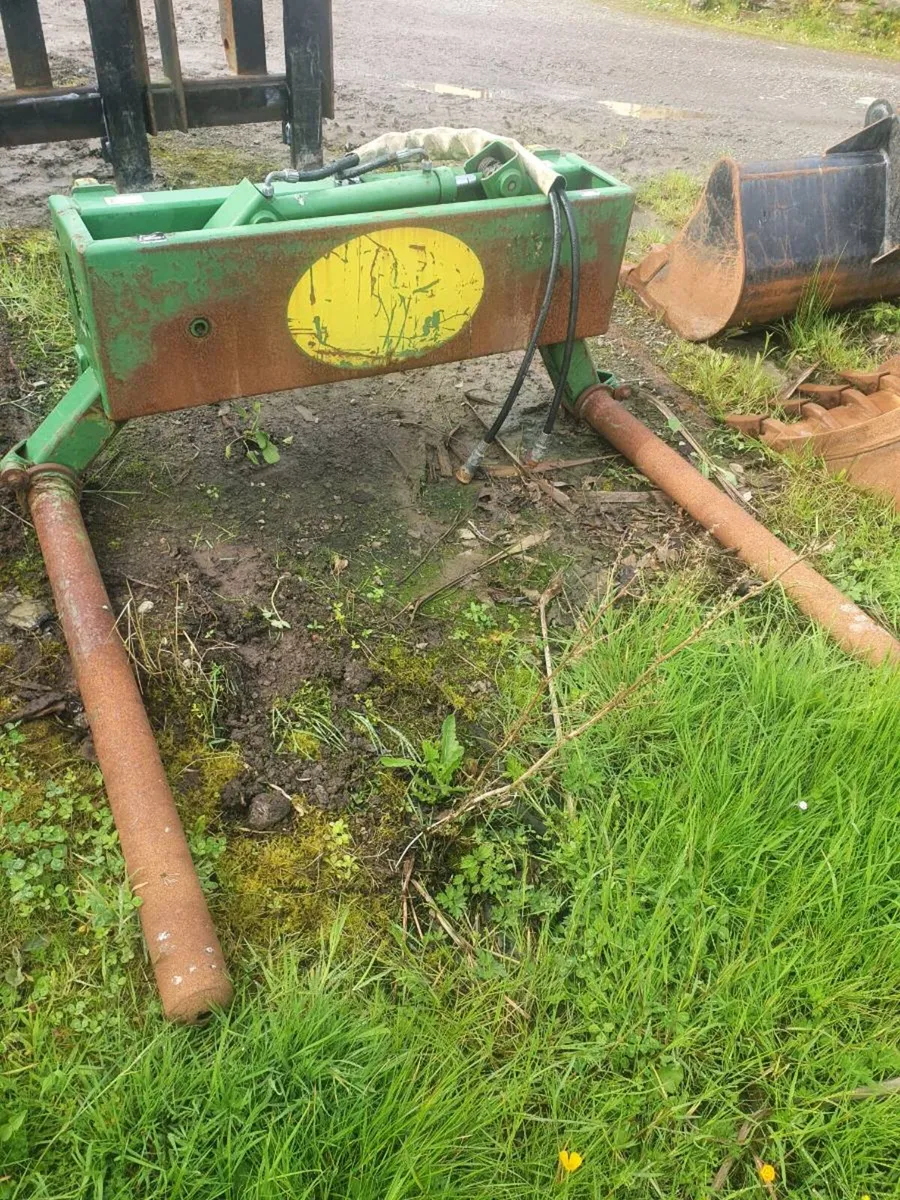 Mchale bale handler - Image 1