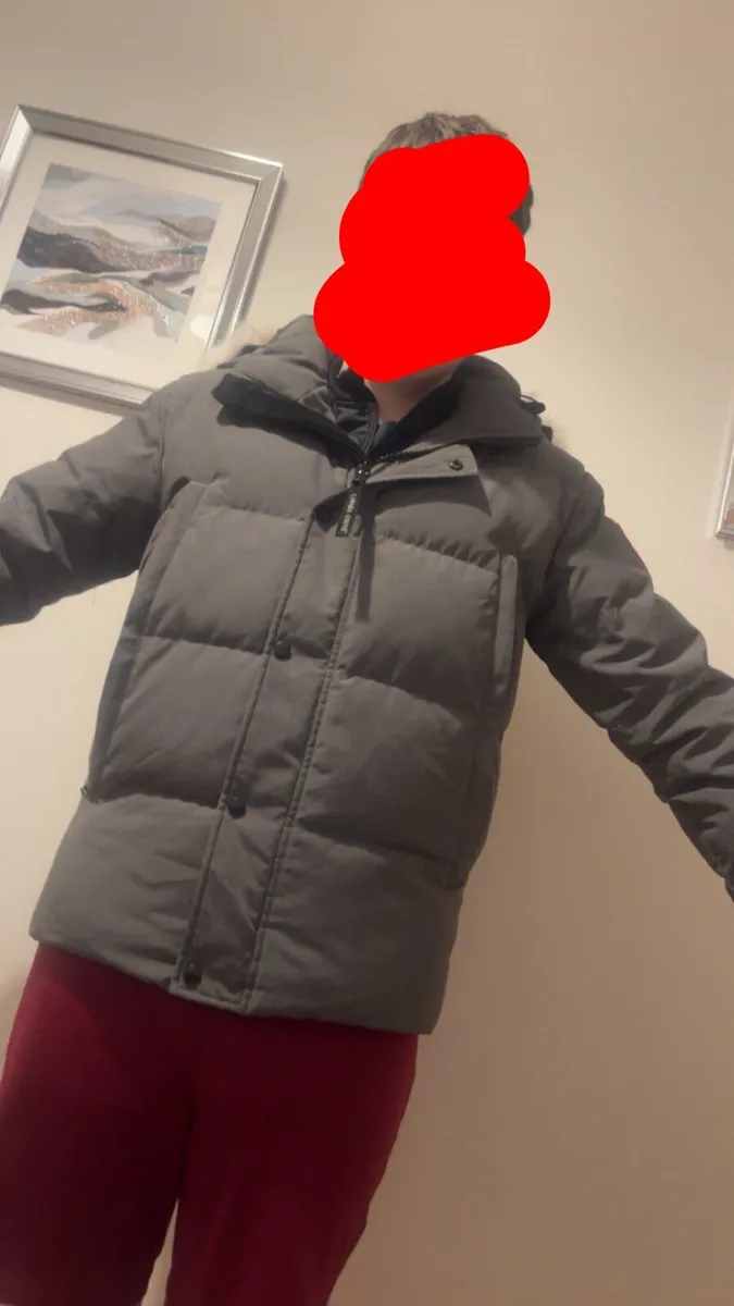 Canada goose Wyndham - Image 1