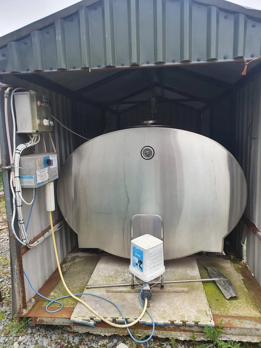Mueller Milk tank for sale - Image 1