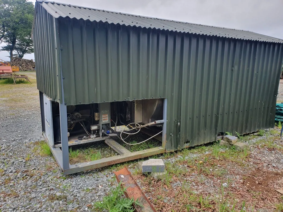 Mueller Milk tank for sale - Image 3