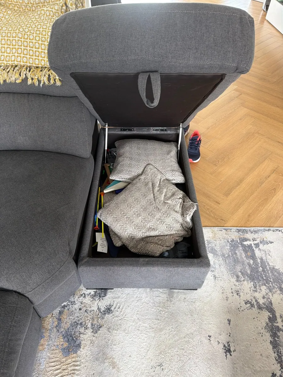Sofa - Image 3
