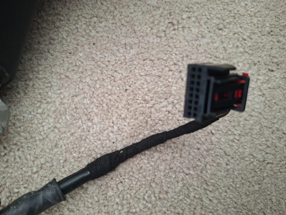 Volkswagen ID.3 2023 Right hand side mirror - Image 3
