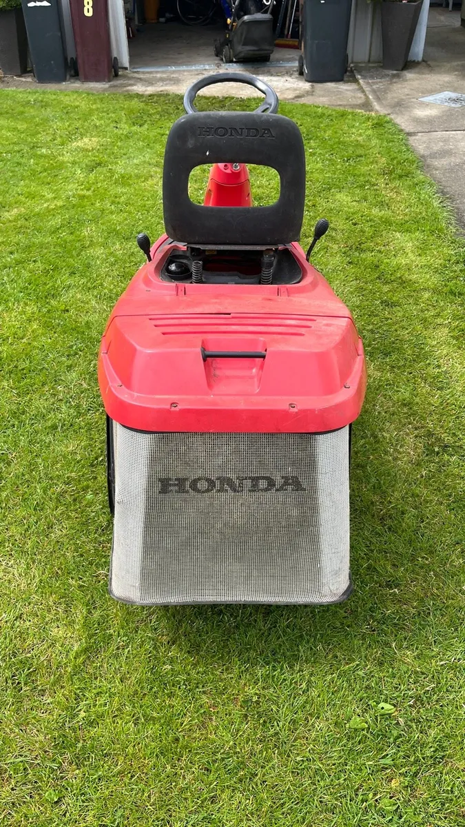 Honda 1112 ride on - Image 4