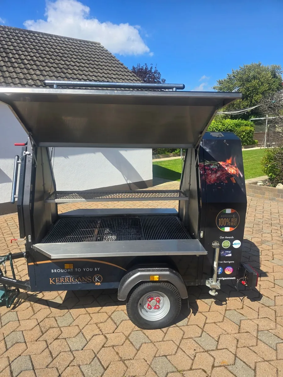 Charcoal BBQs - Image 1