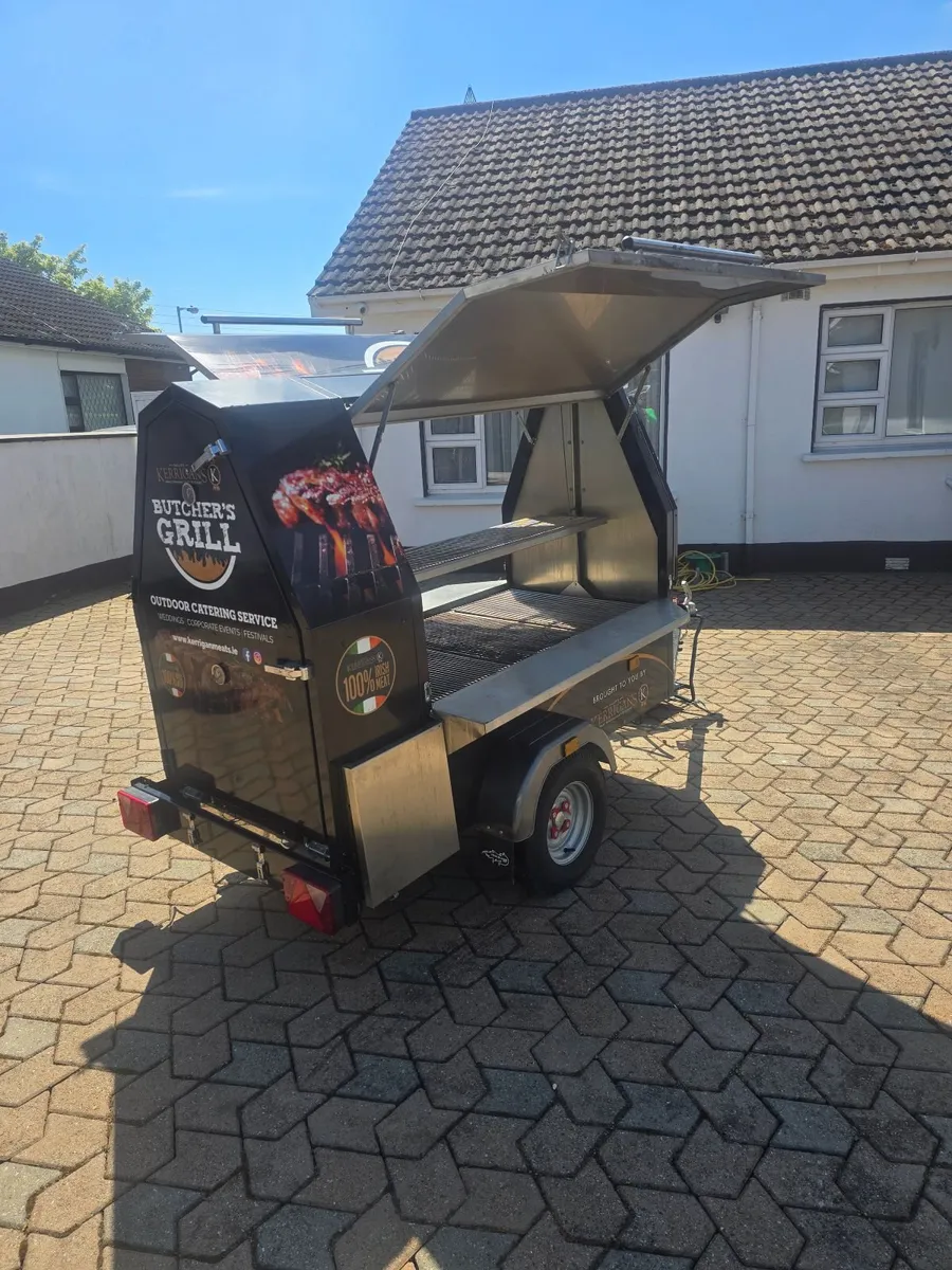 Charcoal BBQs - Image 3