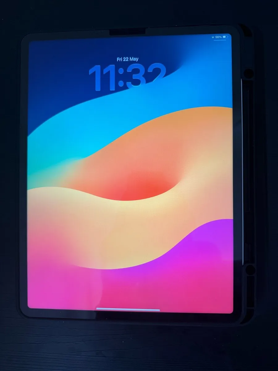 iPad Pro 12.9-inch (M2, 6th Gen) 128GB – Like New - Image 1