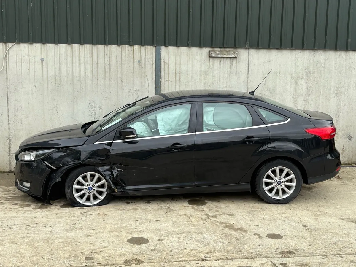 2015 Ford Focus parts - Image 3