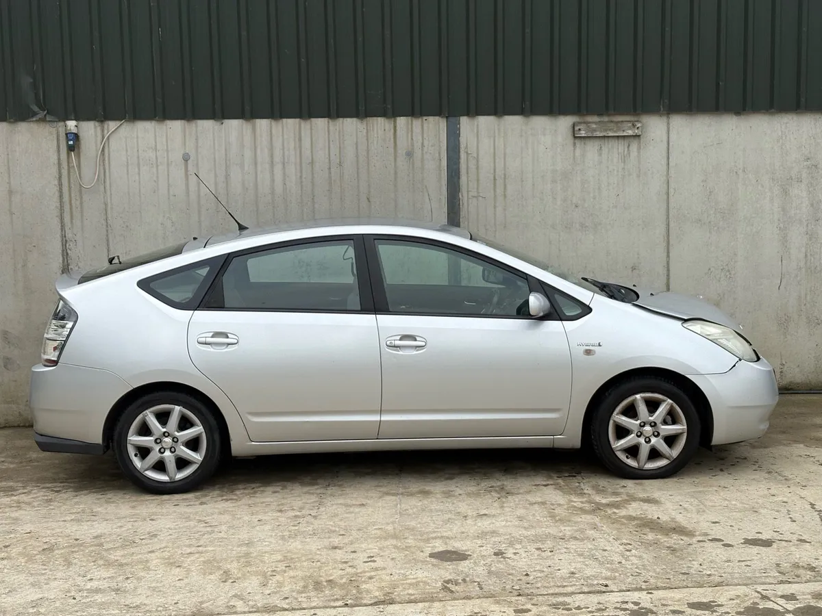 2007 Toyota Prius hybrid parts - Image 2