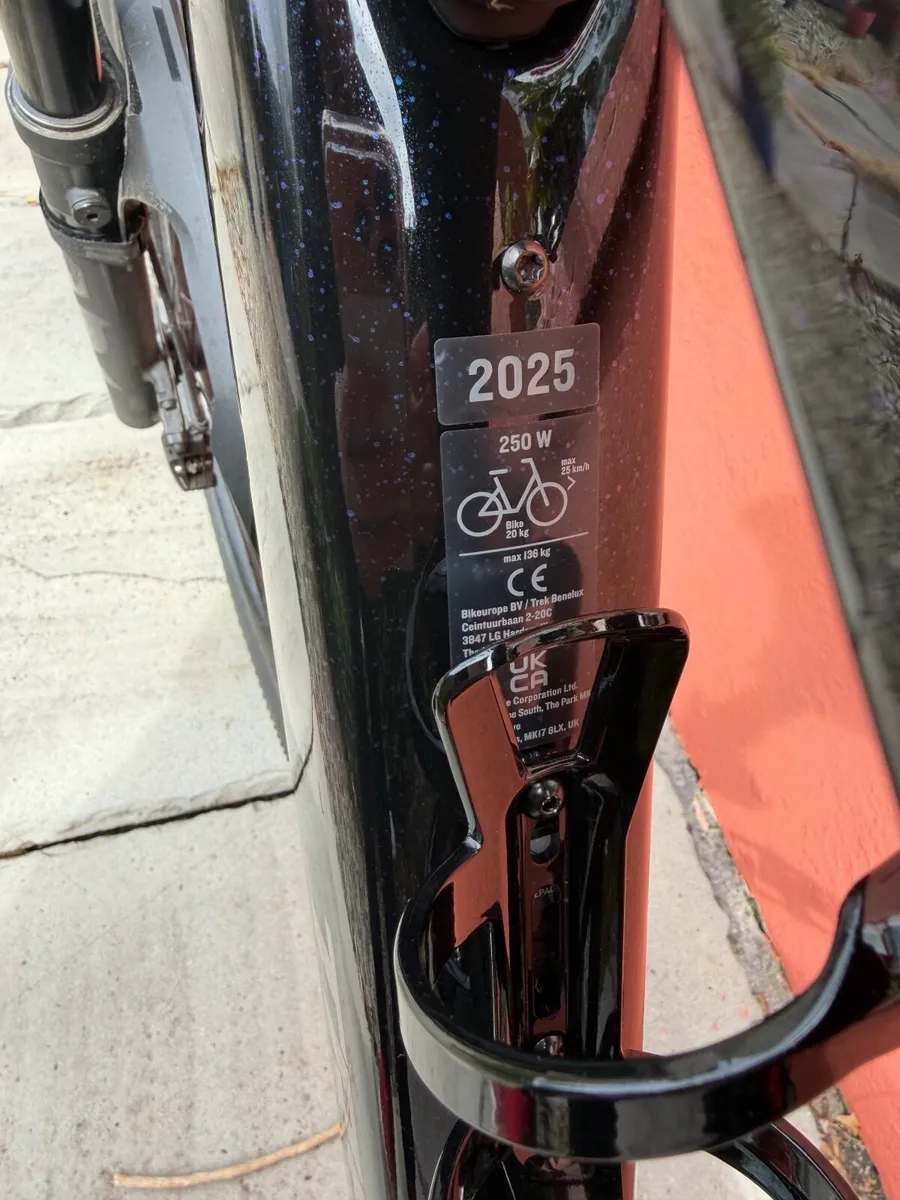 Trek Fuel EX 8 (2026) - Like New, Only 502km! - Image 4