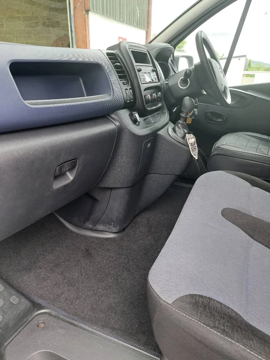 Opel vivaro - Image 3