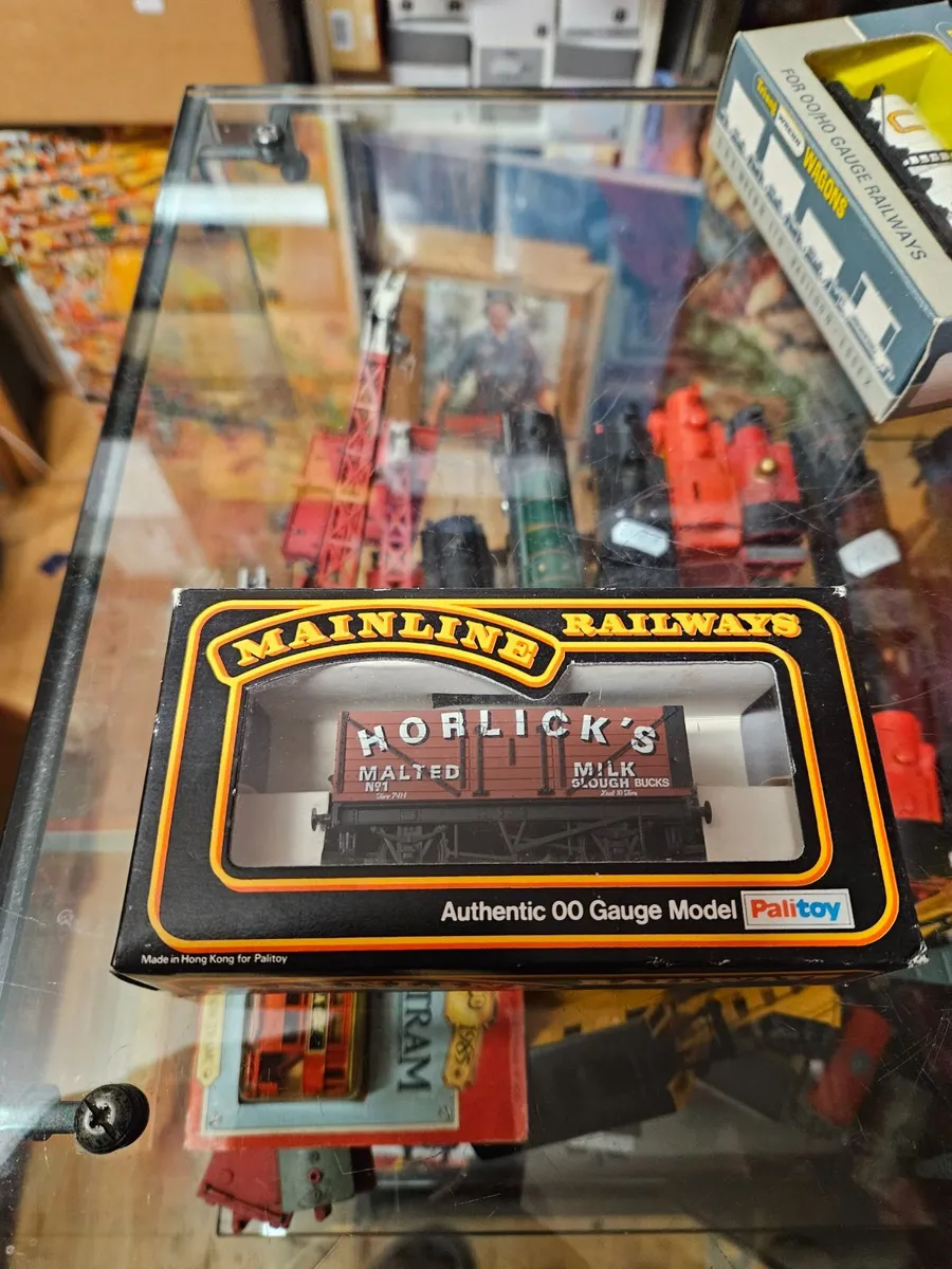 Hornby Mainline OO Gauge Wagon