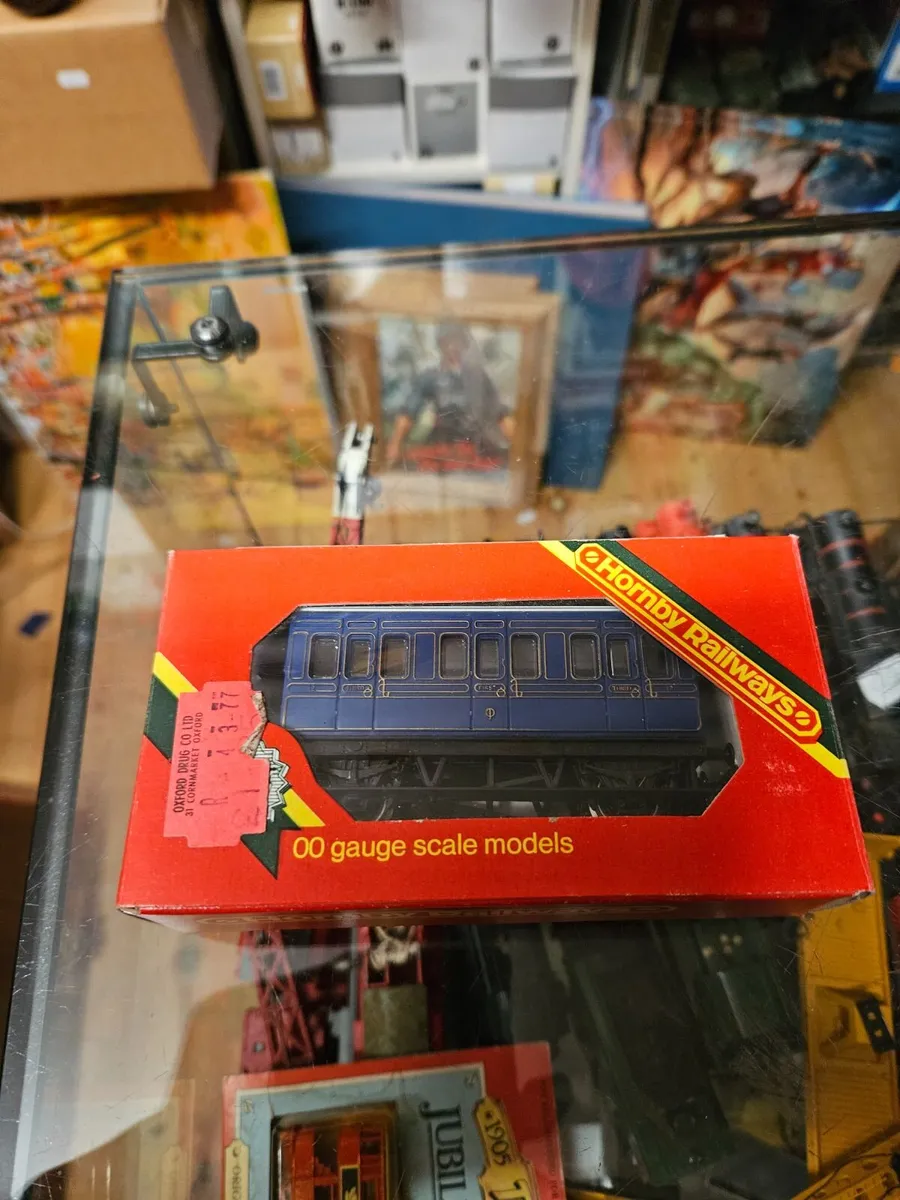 Hornby OO Gauge Carraige