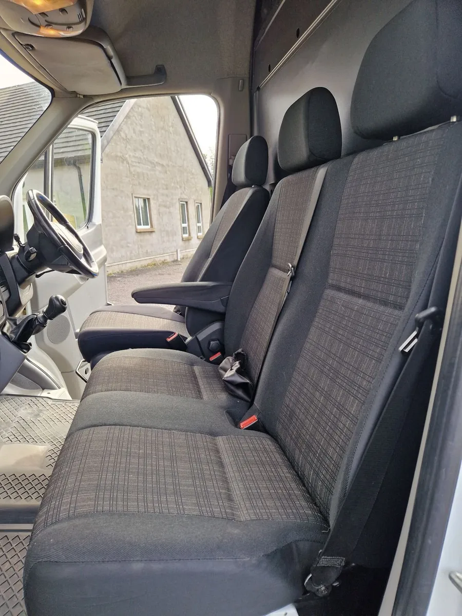 Mercedes-Benz Sprinter 2018 - Image 2