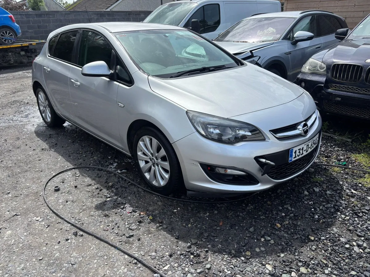 2013 Opel Astra 1.3 Diesel tax 12-26 nct 05/26 - Image 1
