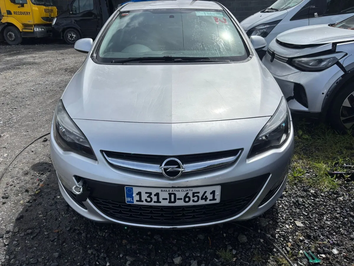 2013 Opel Astra 1.3 Diesel tax 12-26 nct 05/26 - Image 3