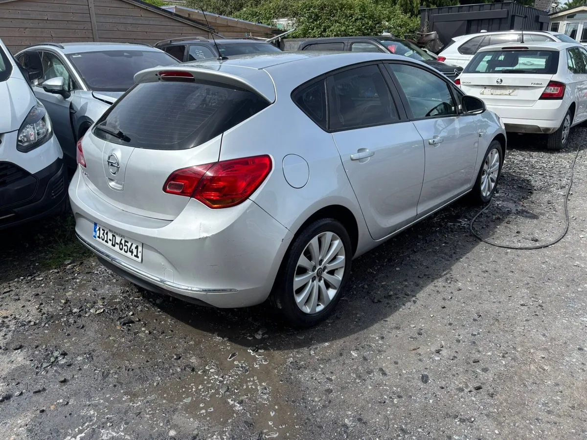 2013 Opel Astra 1.3 Diesel tax 12-26 nct 05/26 - Image 4