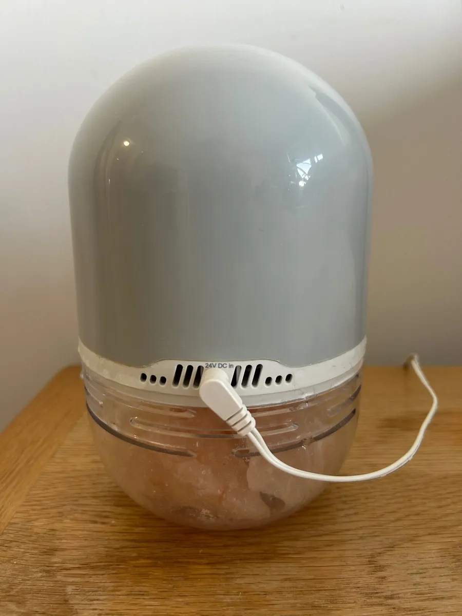 Clevamama Salt Lamp & Diffuser - Image 2