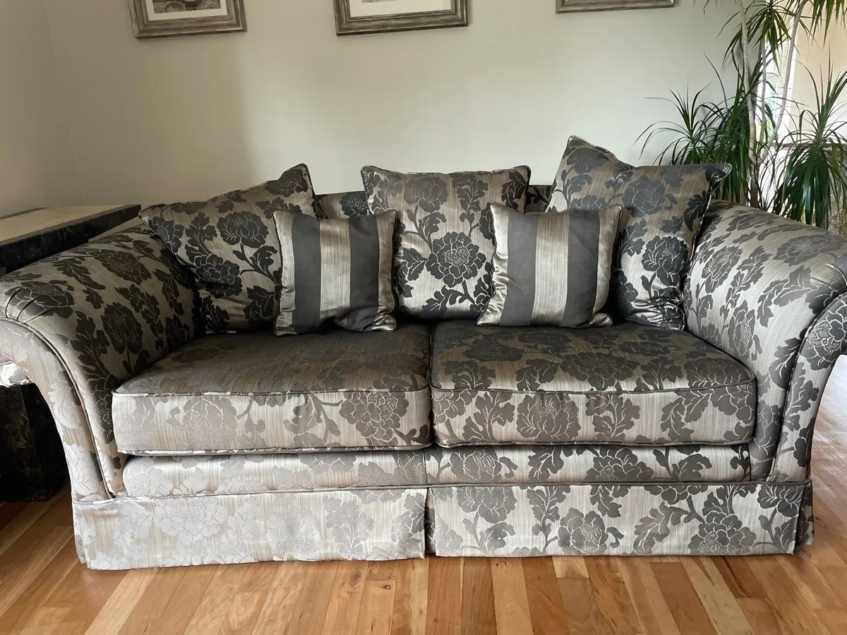 2seater and 3 seater - Image 2