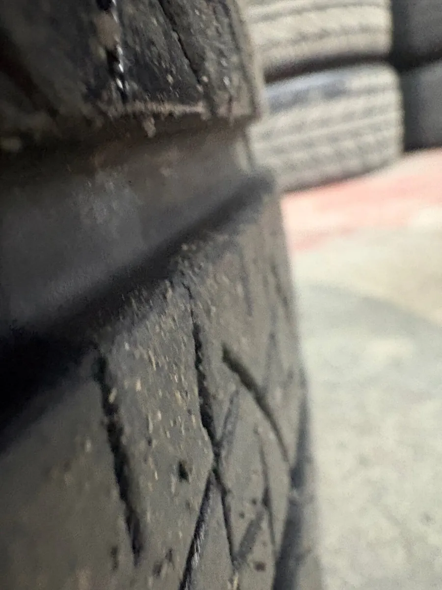 21” Range Rover Boack Wheels - Image 2