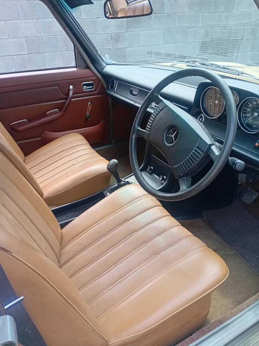 Mercedes benz w115 - Image 2