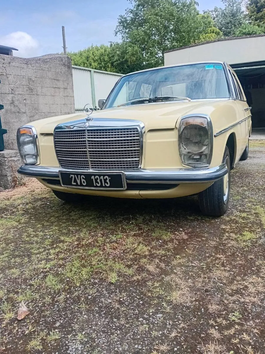 Mercedes benz w115 - Image 3