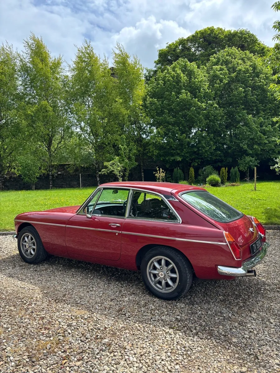 MGB GT - Image 3
