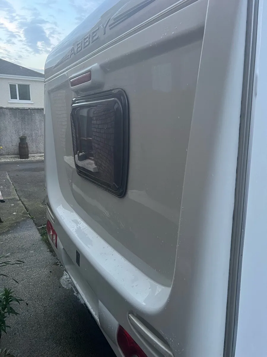 Abbey 2008 caravan with large air awning - Image 3