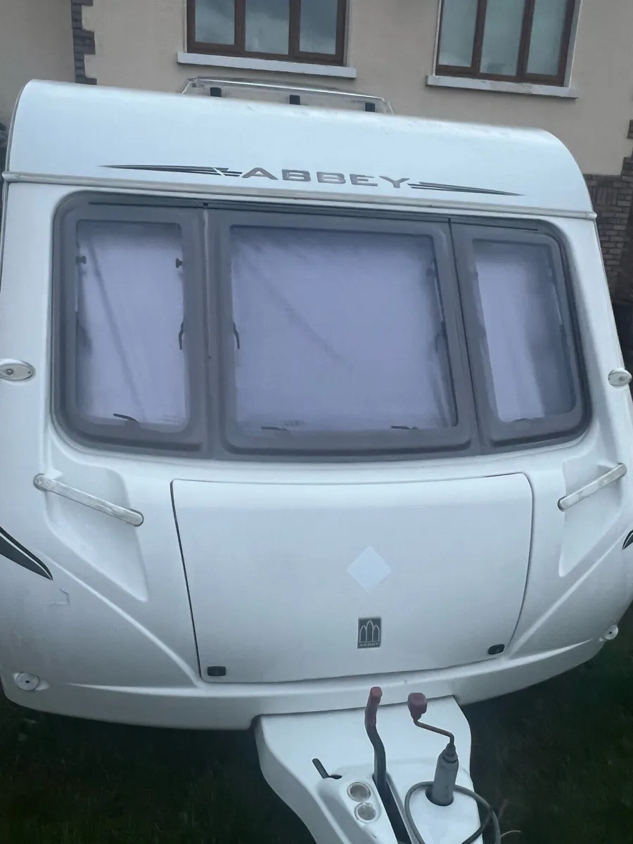 Abbey 2008 caravan with large air awning - Image 4
