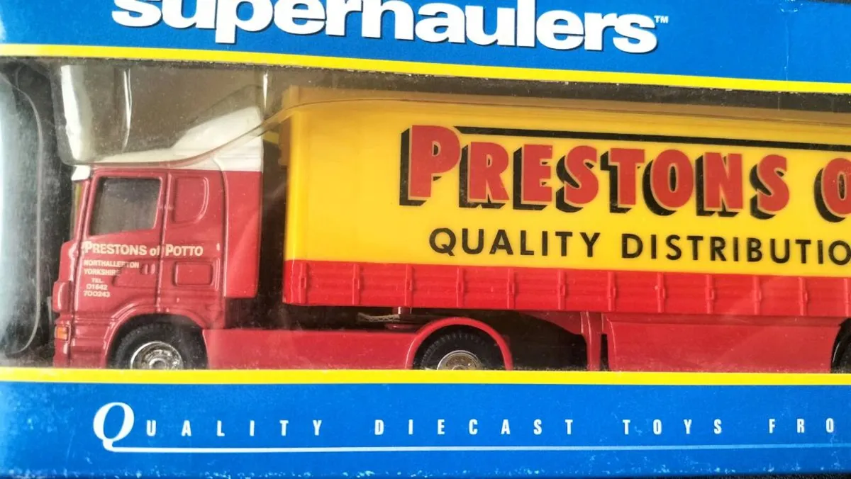CORGI SUPERHAULERS SCANIA CURTANSIDE DIECAST MODEL - Image 2