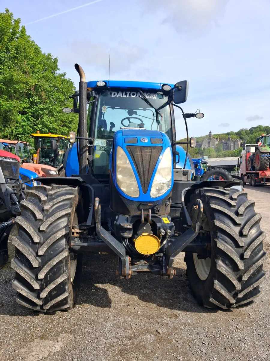 New Holland T7.200 - Image 1