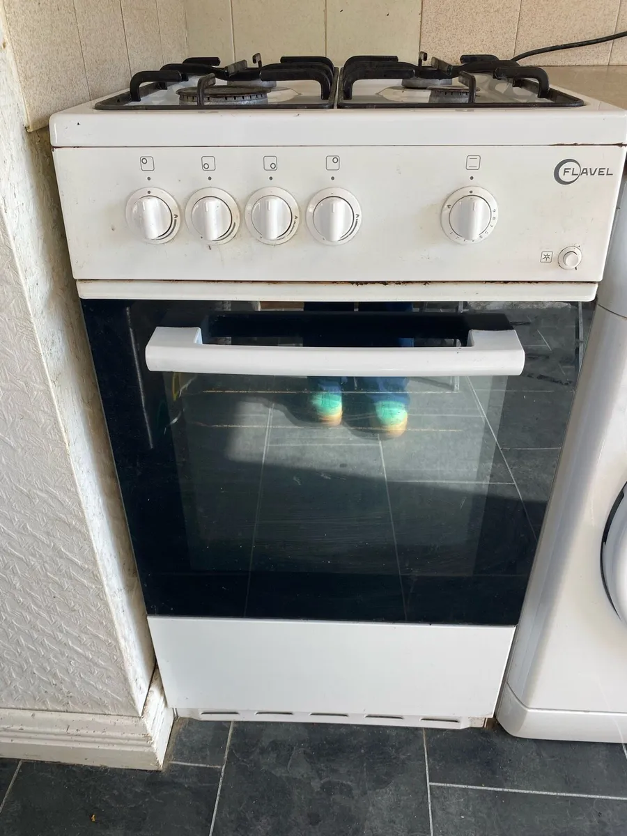 Gas cooker - Image 1